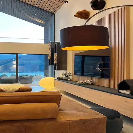 Holiday home Leyzo & Bison Lake View